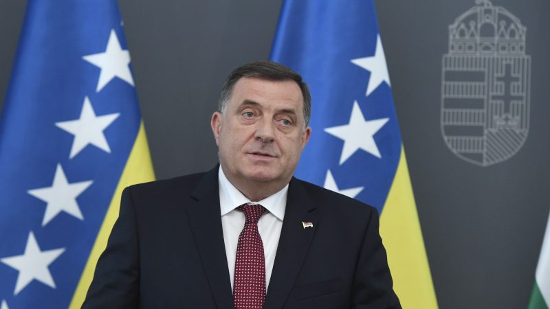 Read more about the article Dodik’s moves push Bosnia and Herzegovina to the brink of destabilisation